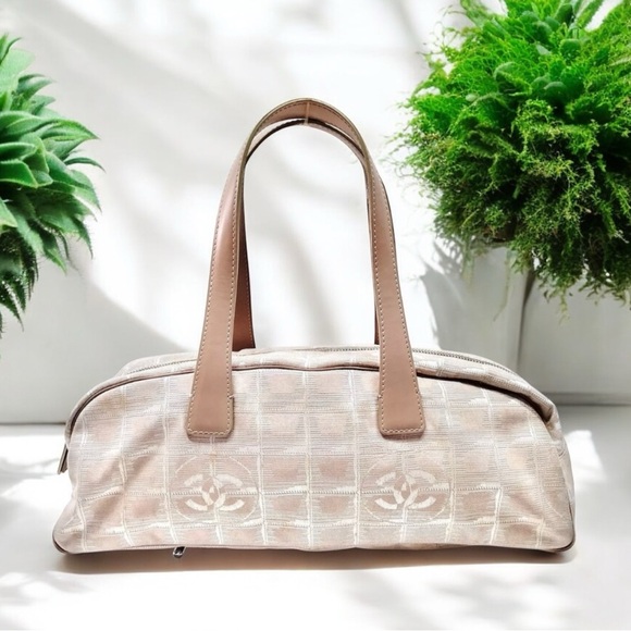 CHANEL Travel Line Nylon/Leather Hand Bag 🔥😍❤️